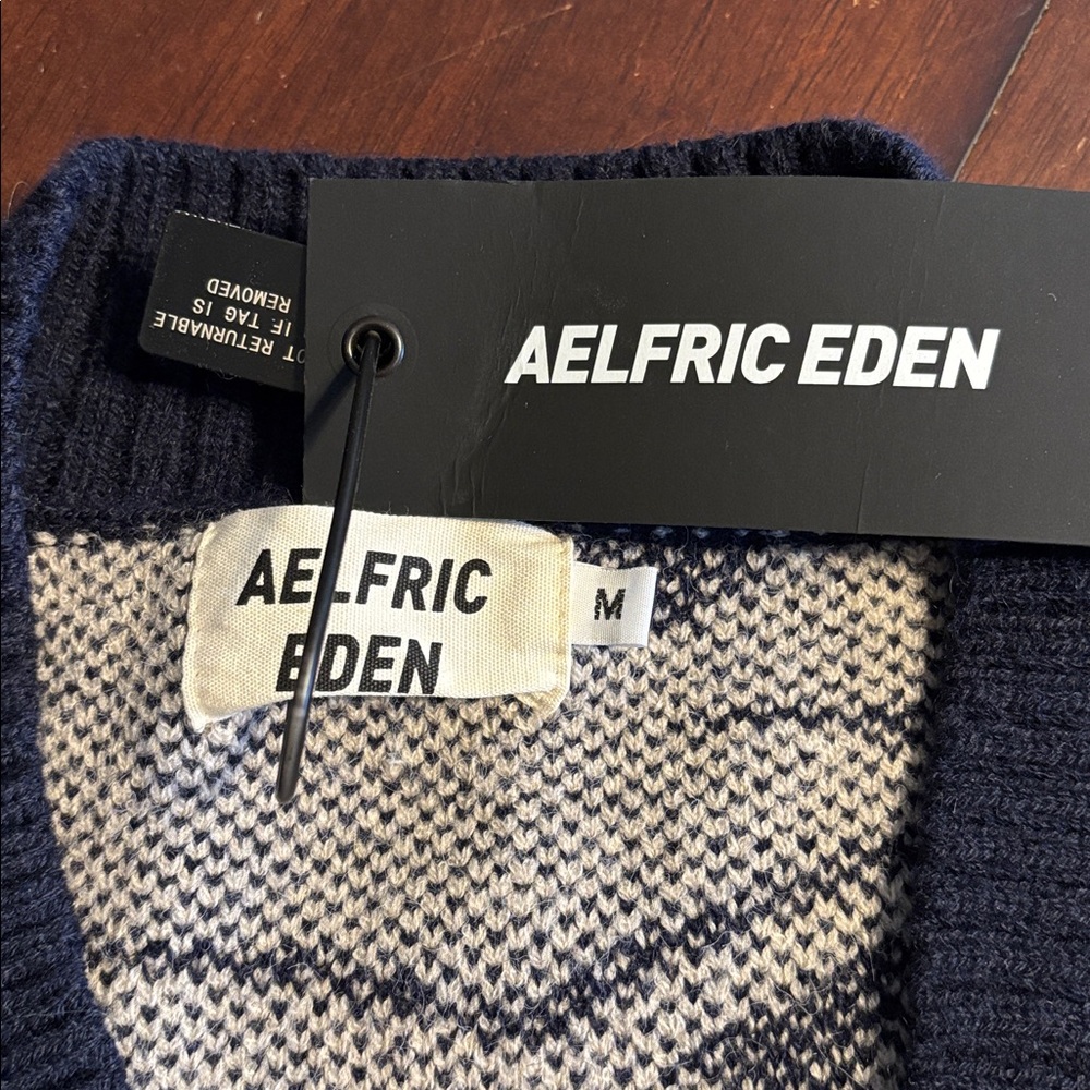 Aelfric Eden Cream & Navy Cardigan with Yellow Cat Detail - Picture 5 of 7